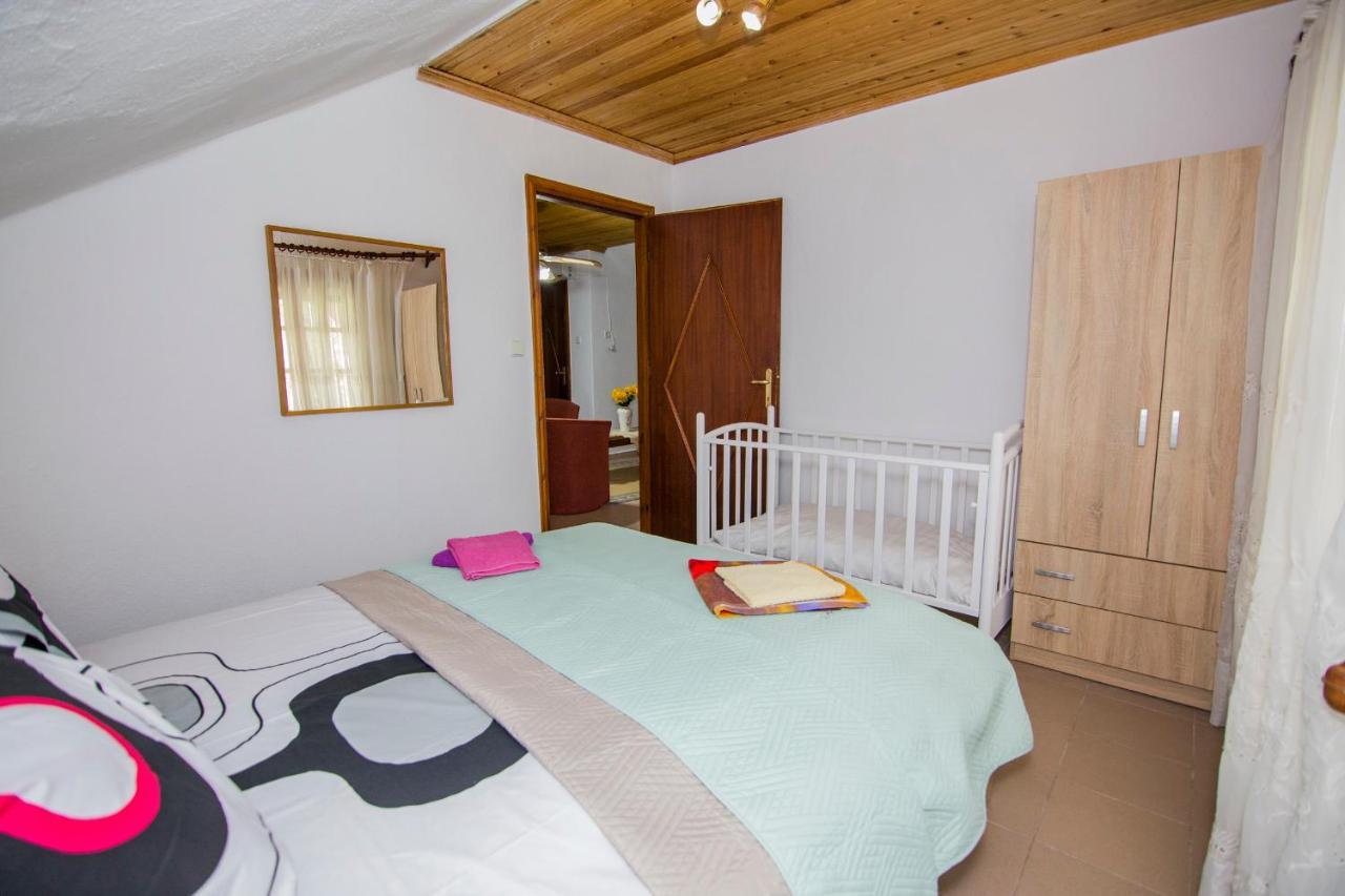 Villa Touzla Ofrínion Exterior foto